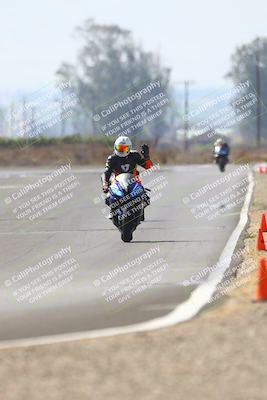 media/Sep-20-2025-TrackDaz (Sat) [[27f0cde673]]/B Group/220pm (Turn 9)/